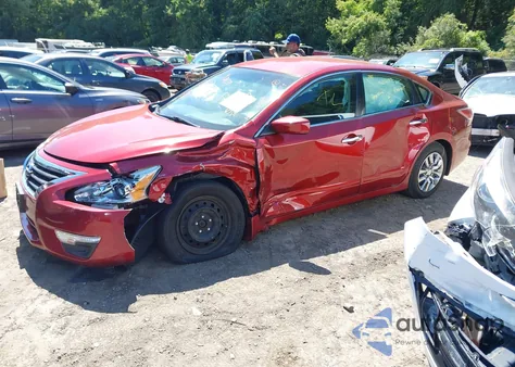 2015 Nissan Altima 2.5 S z USA, uszkodzony, nr VIN 1N4AL3AP2FN379772